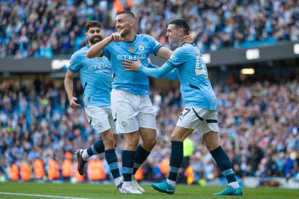 随着知名足 随着知名足