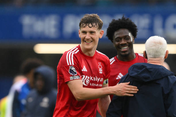 她决心要在 她决心要在